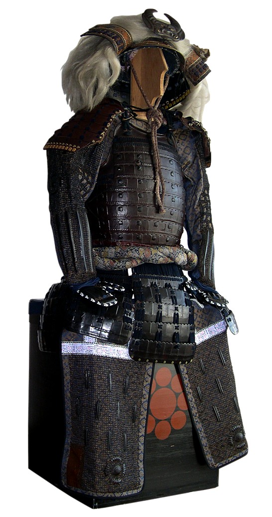 самурайская коллекция, доспехи самурая стиле Нуйнобэ До (Nuinobe Do), 17 в.
